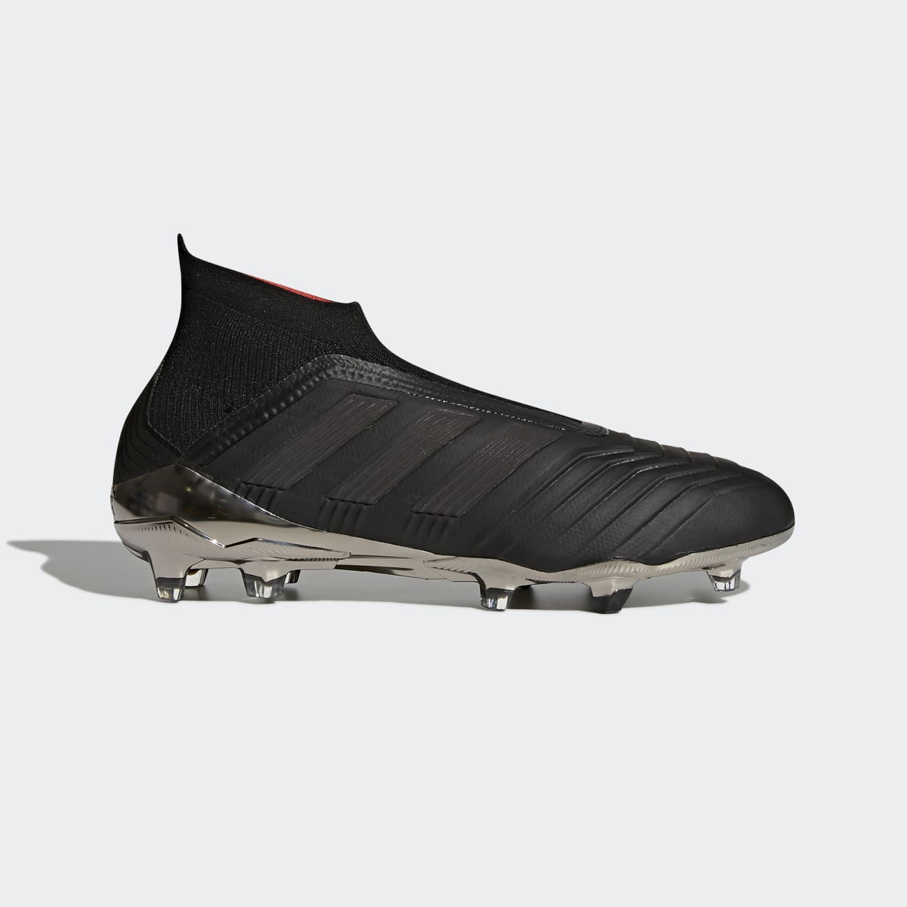 Adidas Predator 18+ Férfi Focicipő - Fekete [D71757]